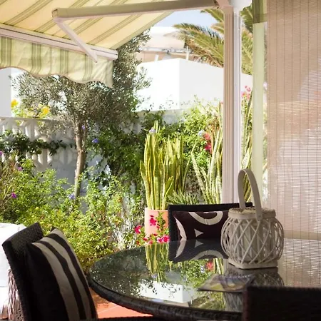 Casa Mojo Villa *