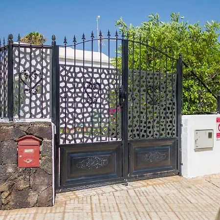 Casa Mojo פוארטו דל כרמן